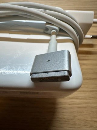 Cargador Apple MagSafe 2 60W