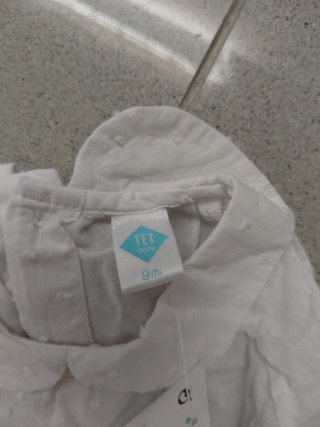 Camisa blanca bebé 9 meses sin estrenar