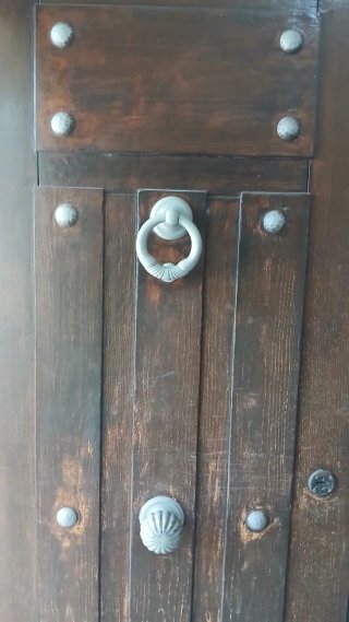 Puerta de entrada Gardesa exterior