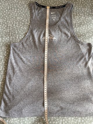 Camiseta Nike Trail Gris Talla S
