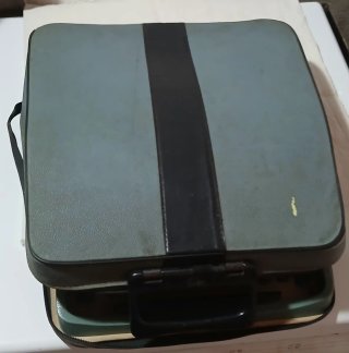 Maquina escribir olivetti lettera 32