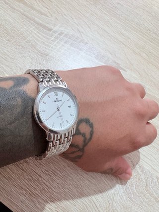 Reloj Junghans Quartz vintage NOS con fecha