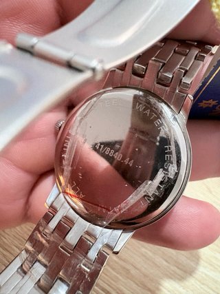 Reloj Junghans Quartz vintage NOS con fecha