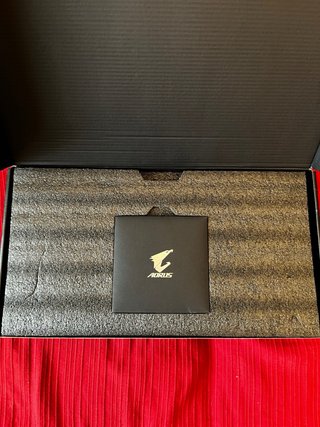 Tarjeta Gráfica AORUS RX 9070 XT Elite