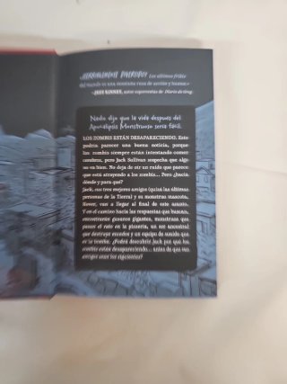 Los últimos frikis del mundo y la marcha zombi