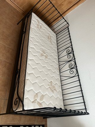 Divan, cama  individual de forja con colchón
