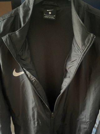 Giacca a vento Nike nera