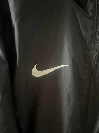 Giacca a vento Nike nera