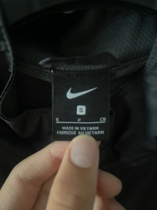 Giacca a vento Nike nera