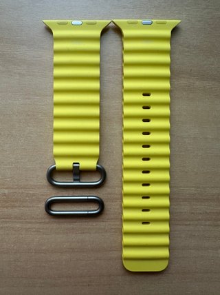 Apple Watch ULTRA 49mm. Yellow Ocean Band
