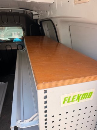 Estanterías FLEXMO para vehículos