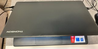 Ordenador Portátil Thomson 15,3”