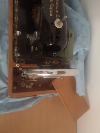 Máquina de coser antigua SIGMA