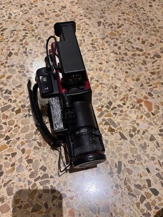Videocámara JVC GR-AX5