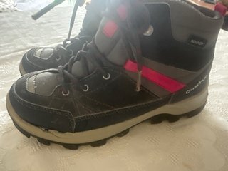 Botas de montaña Decathlon Talla 35