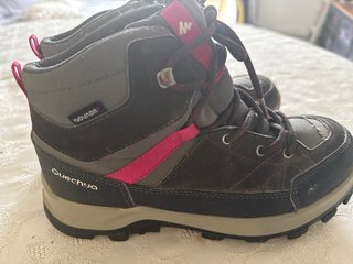 Botas de montaña Decathlon Talla 35