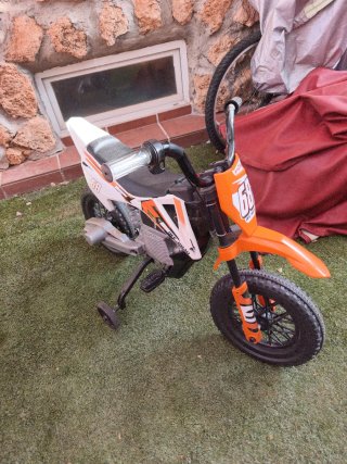 Moto Eléctrica Infantil 68