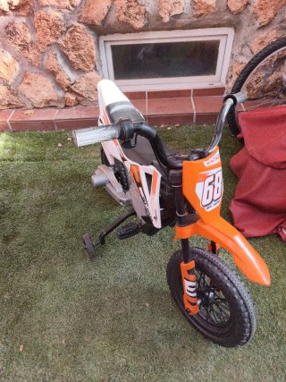 Moto Eléctrica Infantil 68