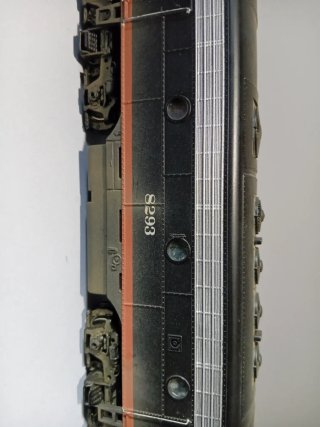 Tren eléctrico escala HO marca BACHMANN