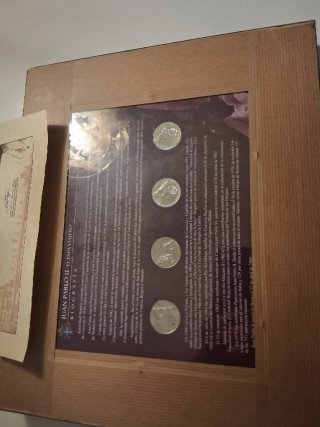 Cuadro monedas conmemorativas Juan Pablo II