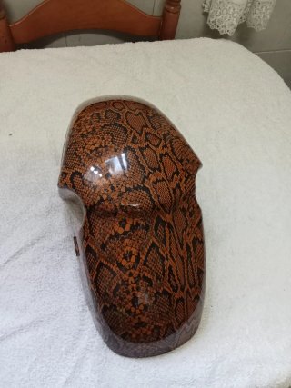 Guardabarro(serpiente piton) vinilo MOTO