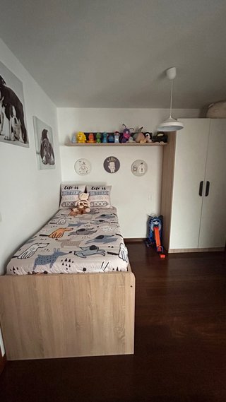 Cama infantil con cajones