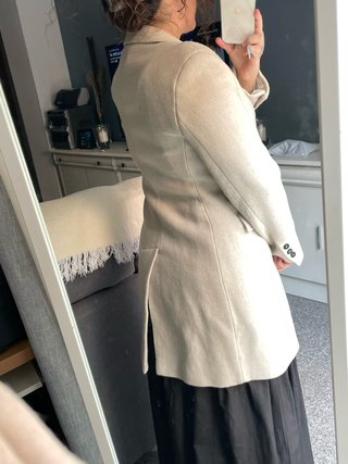 Abrigo Zara Manteco Beige