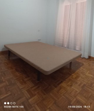 Base tapizada 135x190 cm