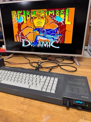Amstrad CPC 6128 con Gotek y extras