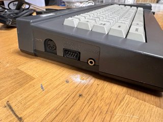 Amstrad CPC 6128 con Gotek y extras