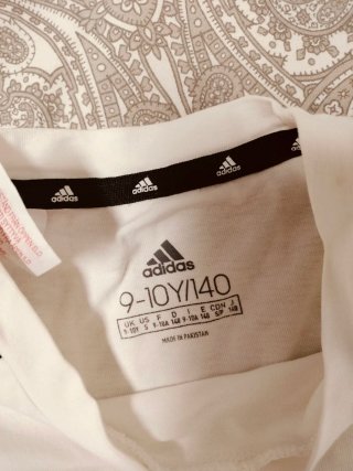Camiseta Vans Talla 8-10 + Regalo camiseta Adidas