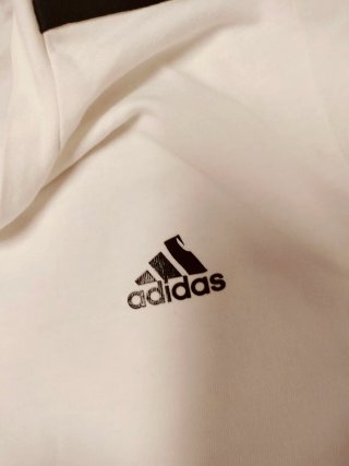 Camiseta Vans Talla 8-10 + Regalo camiseta Adidas