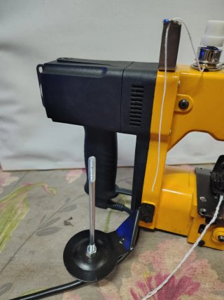 Máquina de coser sacos GK9-520