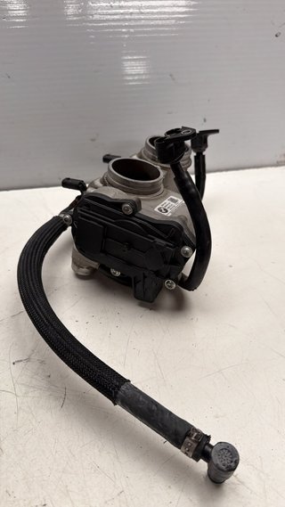 Rampa inyección para Bmw, F 750 GS. Ref. 13548564772