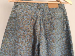 Jeans Zara ZW Collection barrel flores