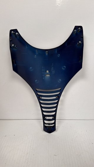 Escudo frontal azul para Kymco, Bet&Win 150. Ref. 64301-KHD8-90BH