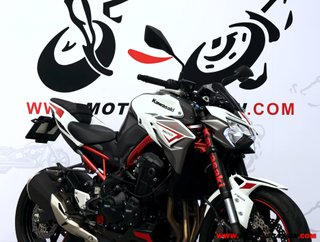 KAWASAKI Z 900