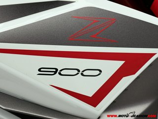 KAWASAKI Z 900