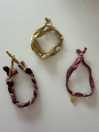 Pulseras seda reciclada abalorios
