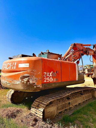 Excavadora Hitachi ZAXIS ZX250LCN-3 de 2009