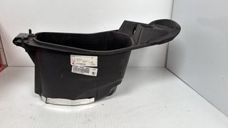 Cofre interior negro para Kymco, Dink 250. Ref. 8126A-KFA9-96N1