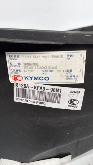 Cofre interior negro para Kymco, Dink 250. Ref. 8126A-KFA9-96N1