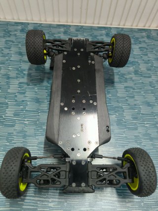 Xray XB4 2024 RC Coche