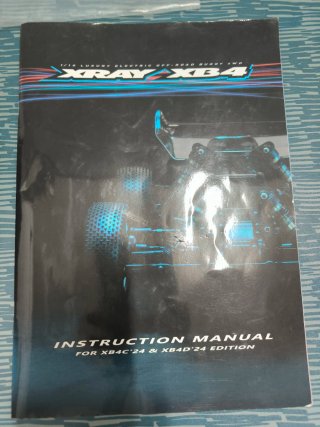 Xray XB4 2024 RC Coche