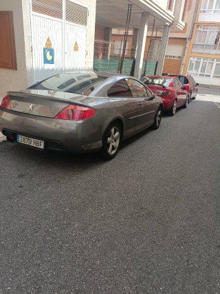 Peugeot 407 coupe hdi Manual