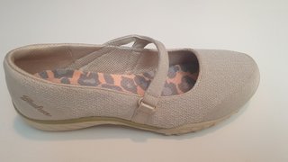 Skechers Relaxed Fit Talla 35.5 (NUEVAS)