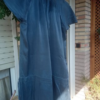 Vestido azul manga corta