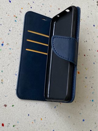 Funda Magnética Xiaomi Redmi 7A - Sin Estrenar