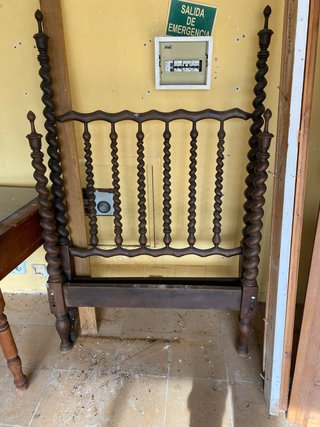 Cabezal cama antiguo entorsillado madera (2 camas)