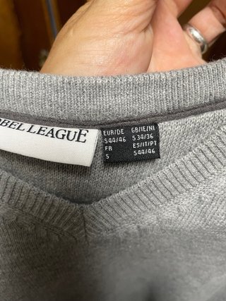 Jersey cuello pico gris hombre